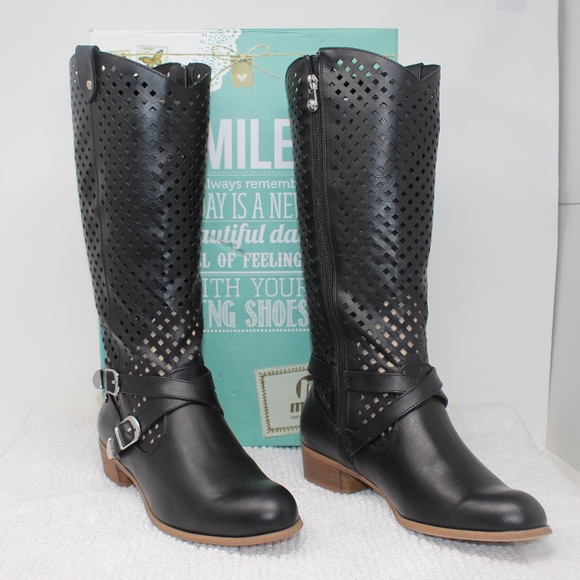 MTNG Shoes - SALE!!! MTNG Mustang Diamond Cutout Boots Size 8